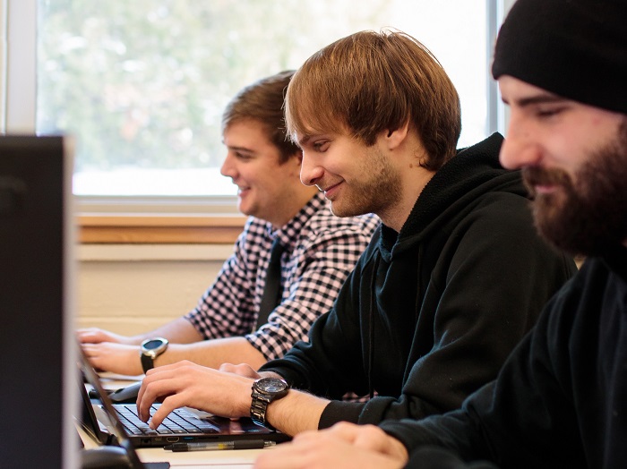 UMPI students complete computer work.